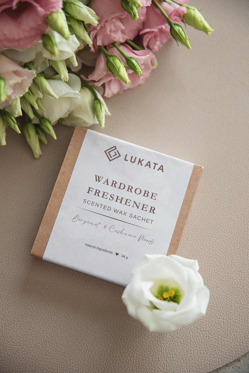 Spintos kvapukas - Kvapnaus vaško ilgalaikis oro gaiviklis spintoms, stalčiams ir mažoms patalpoms