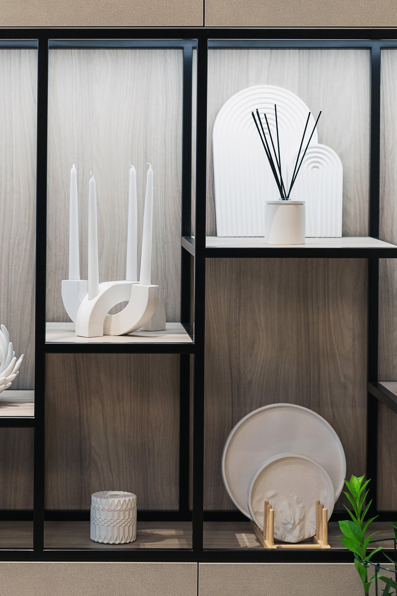 Rankų darbo žvakidė - laikiklis keturioms ilgoms žvakėms