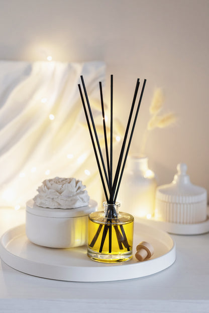 Elegant Home Reed Diffuser in Glass Bottle – Enchanting Aromas for Every Space