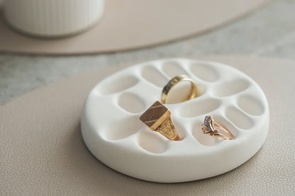 Round Ring Dish – Minimalist Jewelry Tray & Ring Holder | Perfect Organizer & Display for Rings