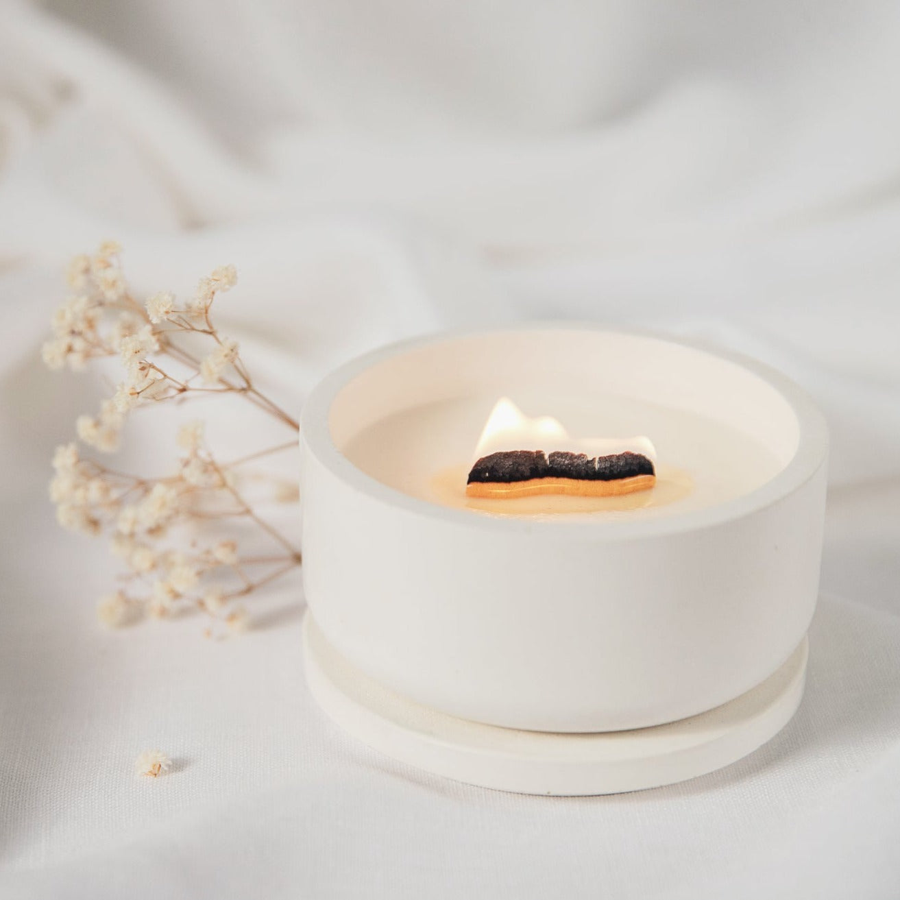 Wooden Wick Scented Candle in Handmade Gypsum Jar, Coconut Wax